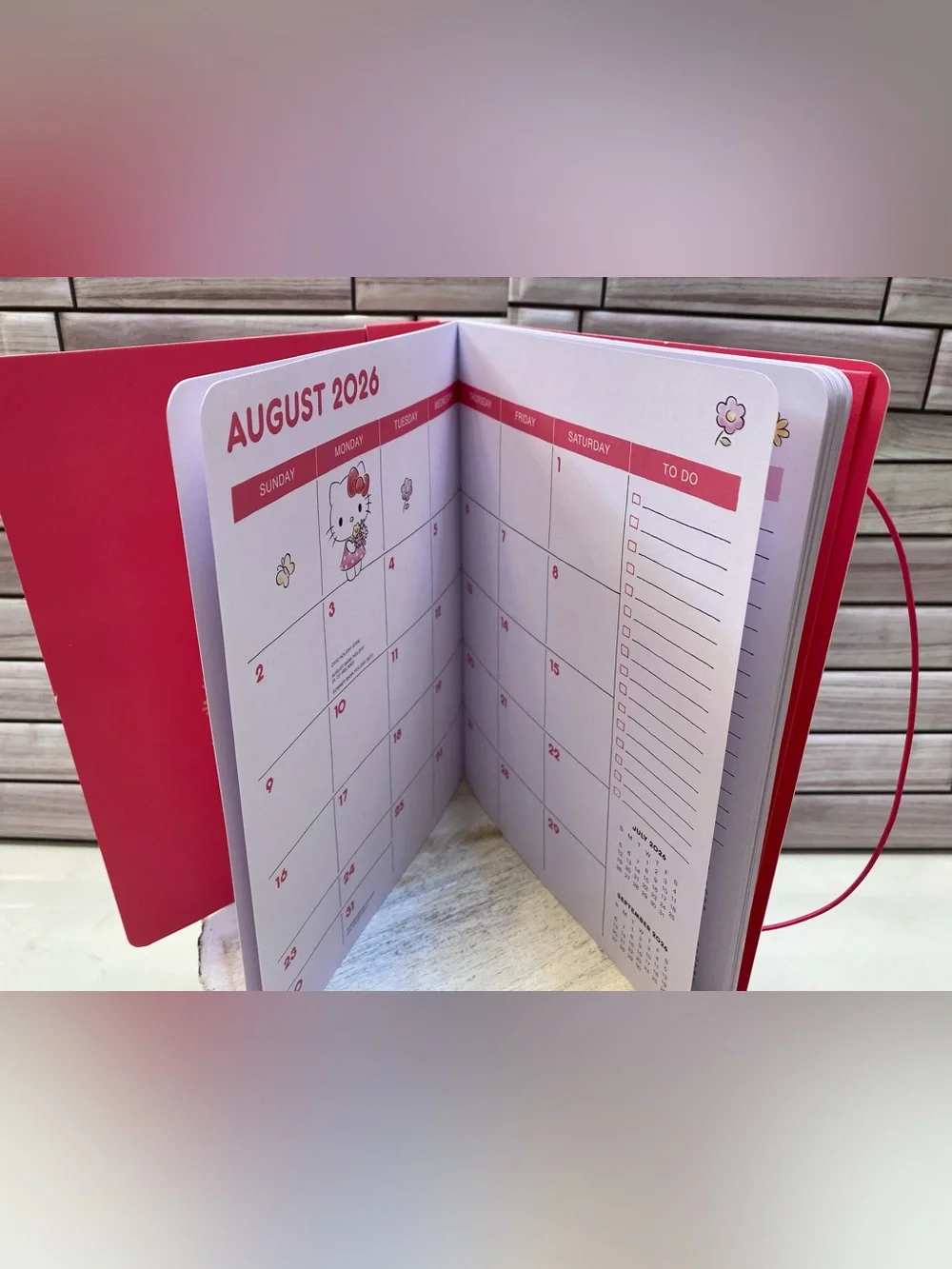 Hello Kitty & Friends ❤️  Monthly 17 months Planner Aug.2026 to Dec.2027 Pink